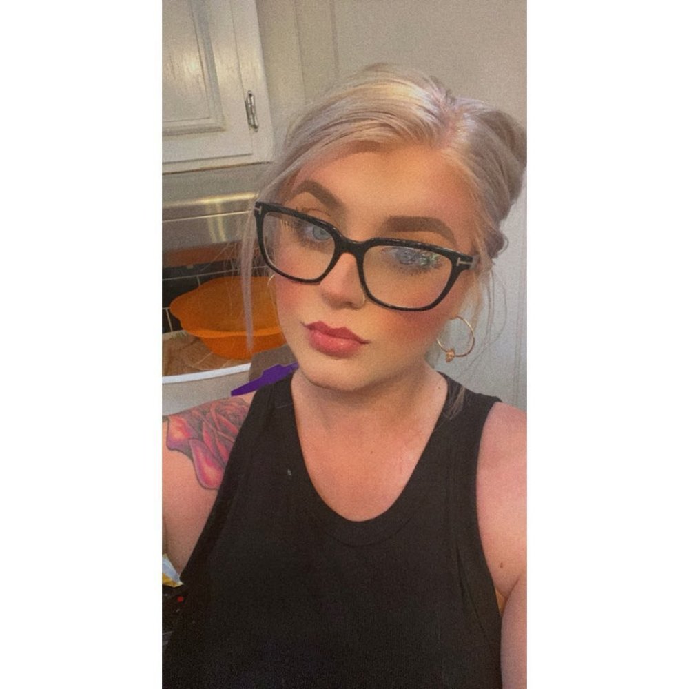 Meet your Posher, Hailey